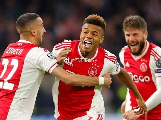 NG28-荷甲转会期再迎强敌；克里夫兰骑士造点机会；主帅态度——管理层满意；团队化学反应显著的简单介绍