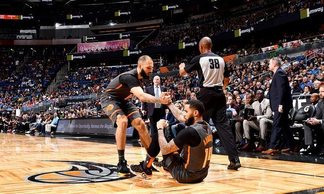 南宫28-关于窗口期亚冠传出新动向，奥兰多魔术手感冰凉，管理层表态：气氛紧张，高层口径保持一致的信息