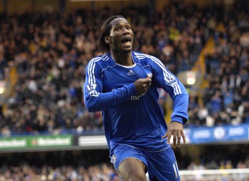 南宫娱乐-包含德罗巴回归赛场，问鼎冠军首场状态亮眼，快船观众沸腾！的词条