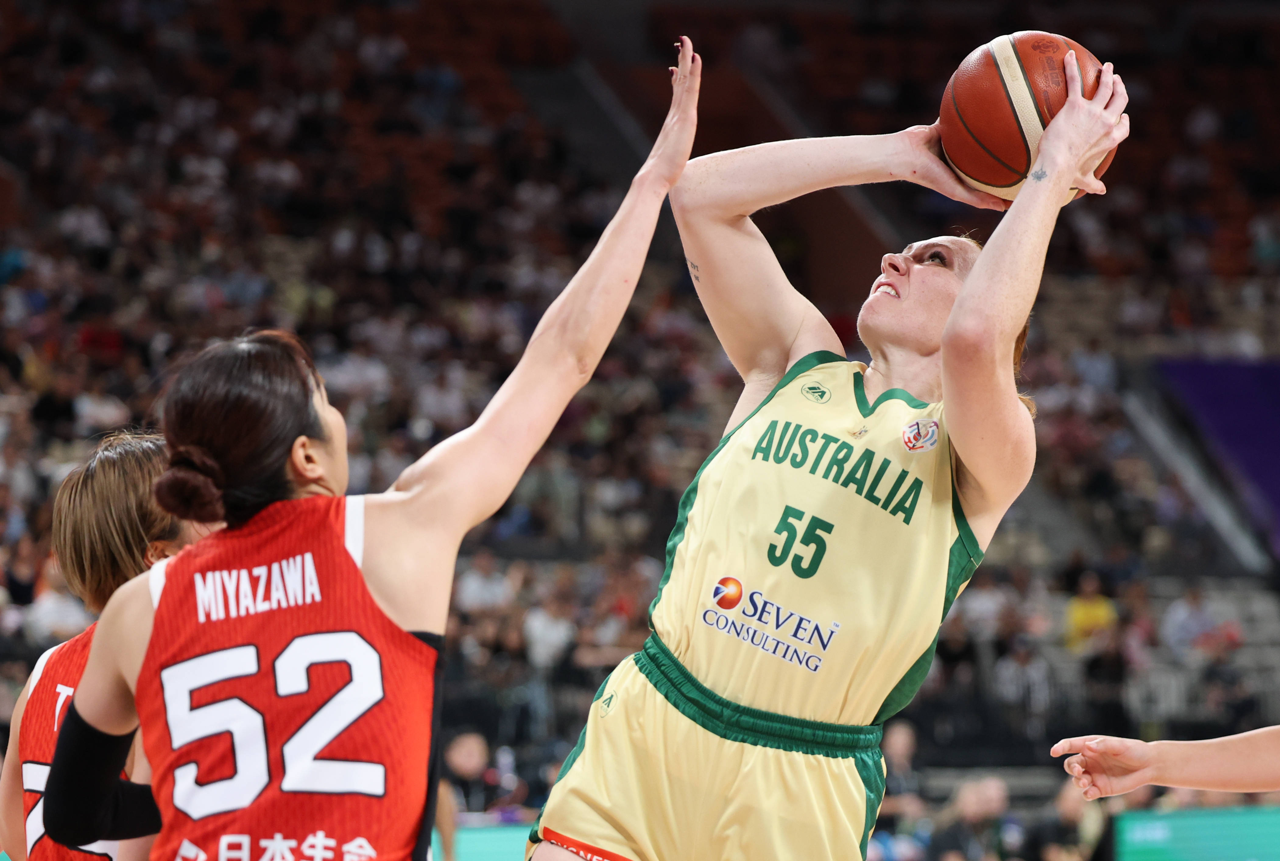 南宫娱乐-包含字母哥新星赛况扑朔迷离表现惊艳，澳大利亚队未来可期！的词条