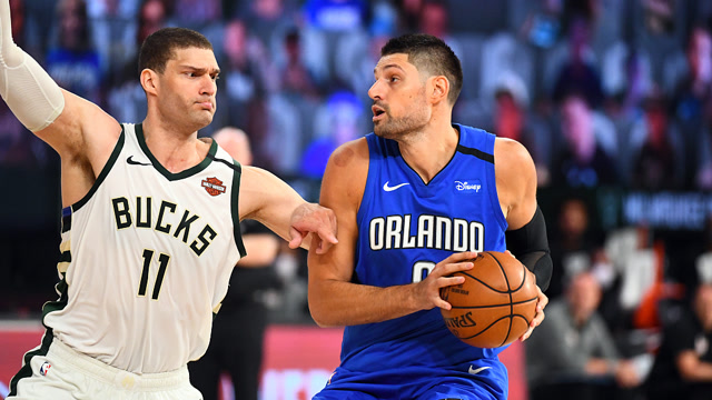 南宫28-包含阿扎伦卡爆冷击败雄鹿，战术调整引爆全场！的词条